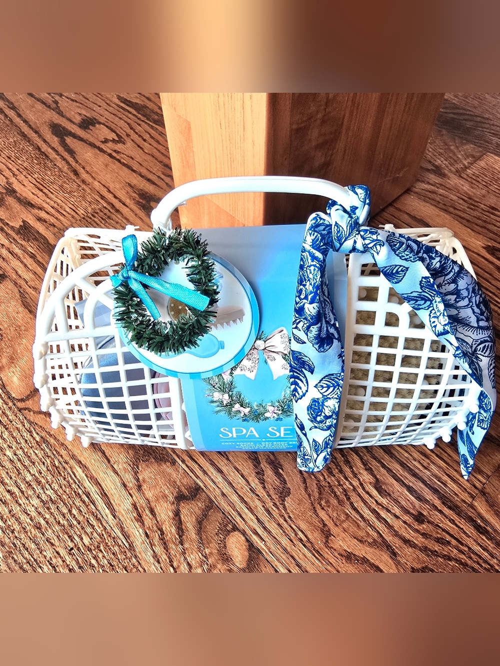 NEW! Enchante Accessories Spa Set 5 Pieces